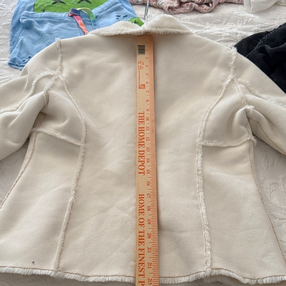White House Black Market Off-White Faux Shearling Jacket - Picture 7 of 9